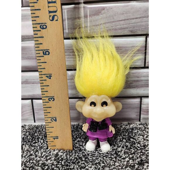 Glow in the Dark Troll Doll - 1993 Burger King - Vacation Tourist Troll - Picture 2 of 7
